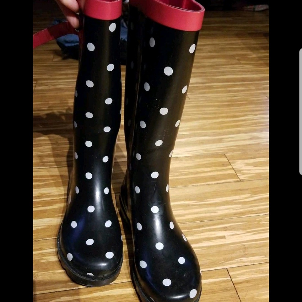 Capelli polka dot rain boots women size 7,